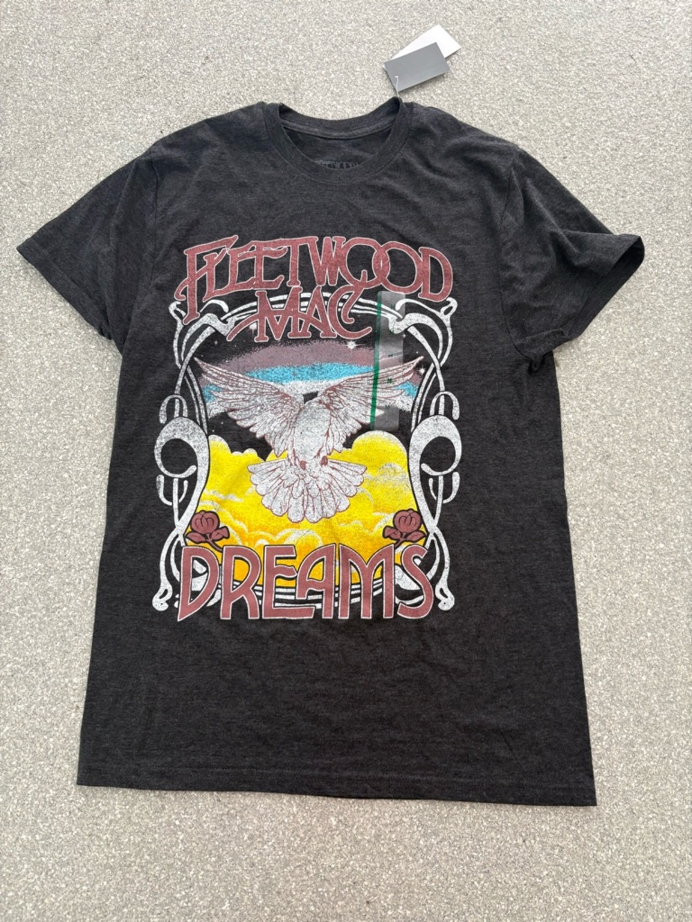 NWT Fleetwood Mac "Dreams" graphic t-shirt size M